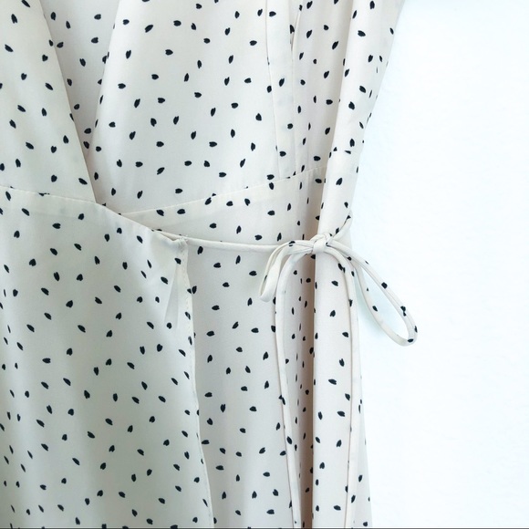 Everly Midi Polka Dot Short Sleeve Wrap Dress - Picture 7 of 11